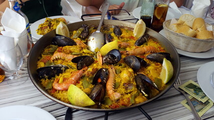 Paella de marisco en Valencia