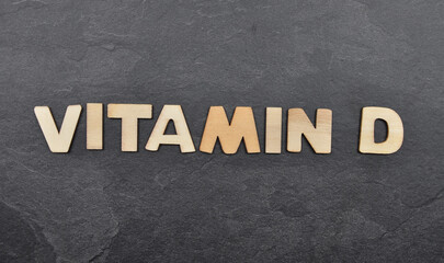 Begriff aus Hozbuchstaben auf Schieferplatte