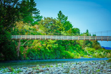 Lightweight suspension bridge across Tongariro river