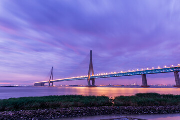 China's Husutong Bridge is the world's longest suspension bridge