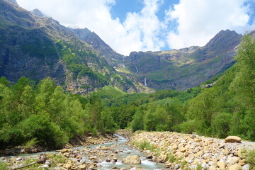 Cinca waterfalls in National Park of Ordesa and Monte Perdido. Valley of Pineta, Bielsa, Spain © Tom