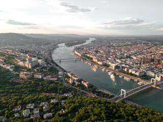 Fototapeta na wymiar Golden hour in Budapest, Hungary
