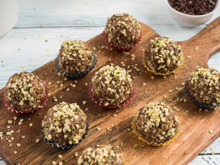 Energy protein balls with dates, hemp seeds