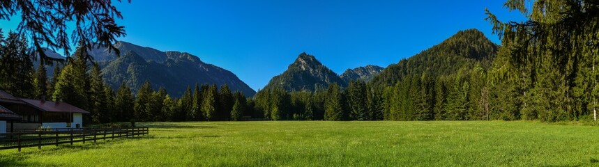Fototapeta na wymiar Panorama Chiemgau Mountains