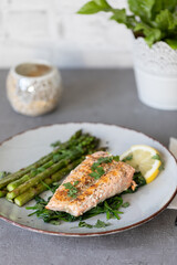 grilled salmon with green asparagus