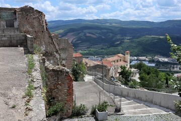 Fototapeta premium Calitri - Scorcio dalla piazza del municipio