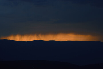Obraz premium Rainy mountains
