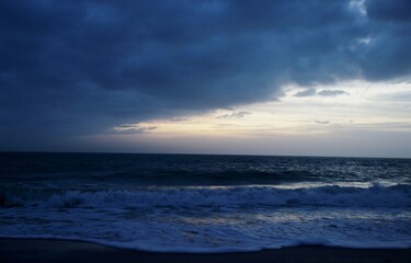 Obraz premium sunset on the beach