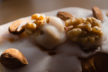 mesa dulce de navidad y año nuevo festejo 2021 budín con nueces frutos secos