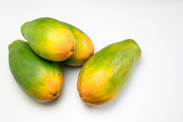 Frutas papaya enteras