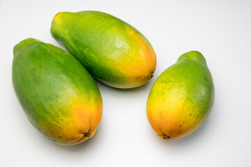 Frutas papaya enteras