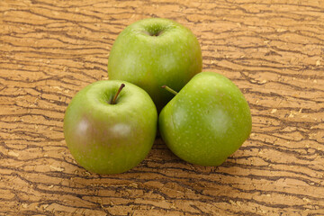 Green ripe apple