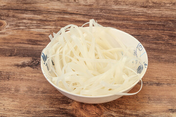 Boiled rice noodle for cooking