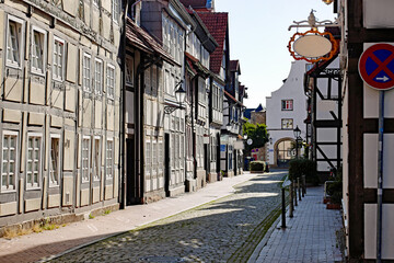 Obraz premium Fachwerkgasse in Hameln an der Weser