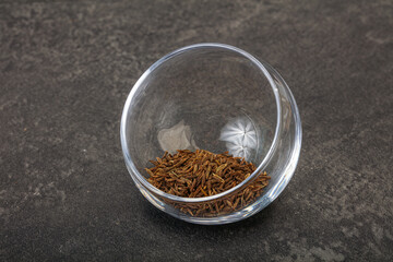 Dry zeera seeds in the bowl