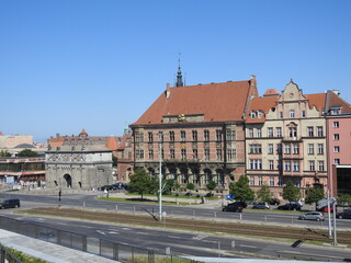 Fototapeta na wymiar View of the famous buildings and structures of Gdańsk - the Amber Museum and others