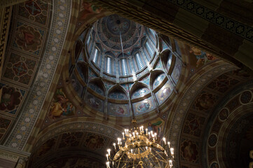 Fototapeta na wymiar interior under the big dome