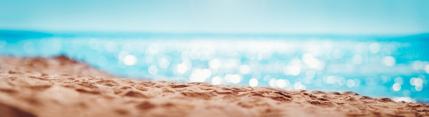 Fototapeta na wymiar Blurred sea backgroundBlurred sea background with beautiful bokeh