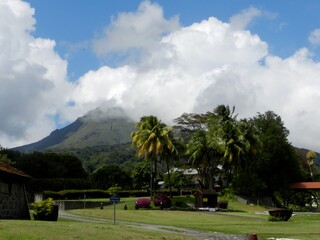 Montagne Pelée vue de la Distillerie Depaz Martinique