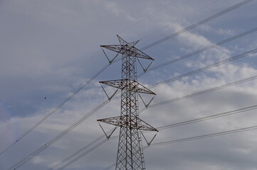 Connessioni elettriche, energia, traliccio alta tensione