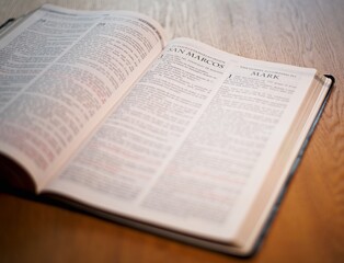Obraz premium Holy Bible Christian Book New Testament - Mark Gospel