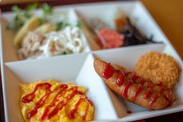 朝食のビュッフェ