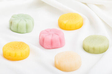 Mooncakes with ice skin