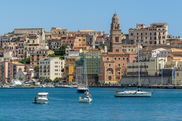 Ville au bord de mer en Italie