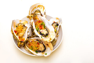 Roasted oysters with minced garlic