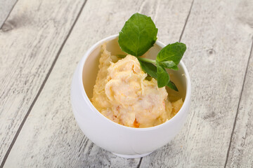Curd with dry apricot