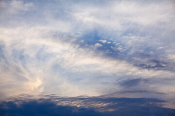 Fototapeta na wymiar Stratus clouds hang low in the sky 