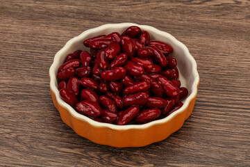 Red baked kidney in the bowl