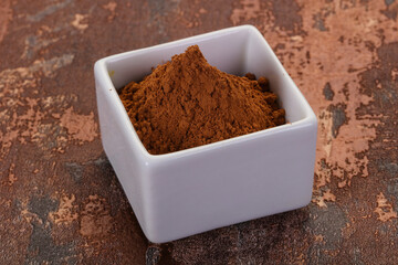 Cocoa powder in the bowl