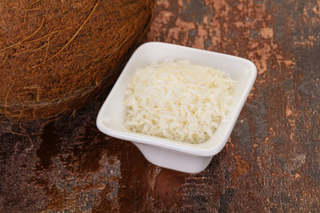 Coconut shredded chip with nut