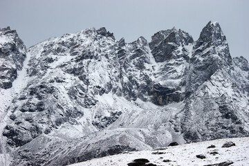 Fototapeta na wymiar Mountains after snowfall, Everest region, Himalaya, Nepal