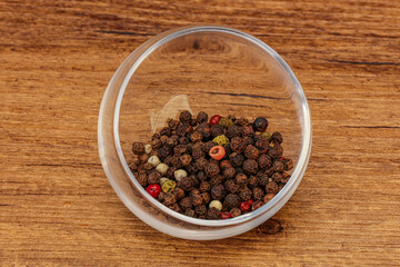 Peppercorn heap in the bowl