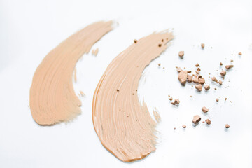 Make up Streifen und Puder aus weißem Grund 