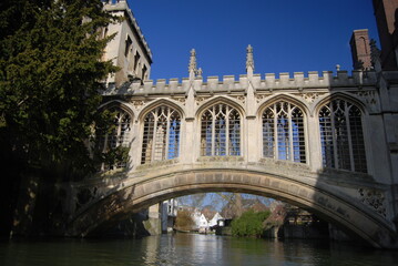 Bridge of Sighs, Cambridge University, England
