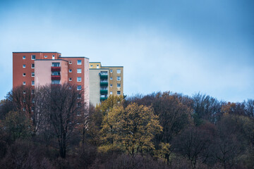 Wohnungssiedlung im Winter. Tristesse.