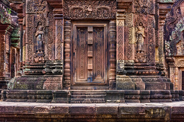 Fototapeta na wymiar Stone carvings at Prasat Banteay Srei temple ruins, UNESCO World Heritage Site, Siem Reap Province, Cambodia