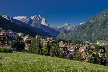 Fototapeta na wymiar Vigo di Fassa village, a charming commune in Trentino, Alto-Adige, Catinaccio/Rosengarten Dolomites, South Tirol, Italy.