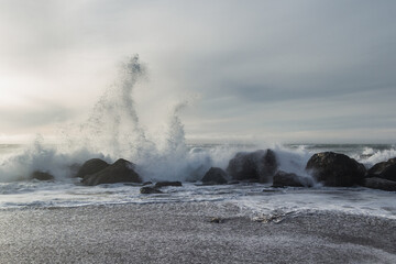 Powerful waves splashing