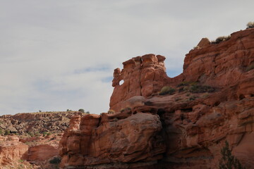 Fototapeta premium Small arch near Capital Reef National Park