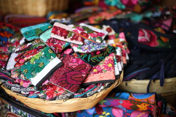 Mayan mexican handcrafts souvenirs mix. san miguel de allende queretaro, etnias, cultura mexicana