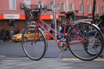 Naklejka na ściany i meble bicycles in the city