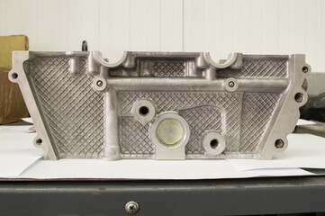 Front view of the engine block head