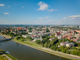 Fototapeta na wymiar Beautiful Krakow in the sun. The Vistula and the Wawel Castle