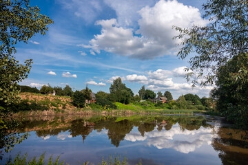 Fototapeta na wymiar Beautiful pond in the countryside, Moscow region.