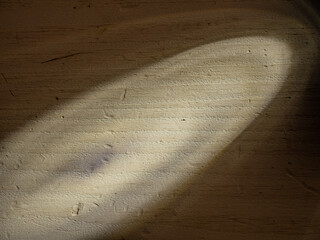 Light on the wood texture