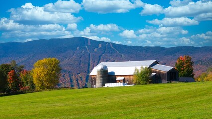 Bragg Barn, Waitsfield. Vermont during foliage season © ScenesofVermont360
